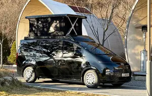 Новый кемпер Staria с электрическим палаточным модулем