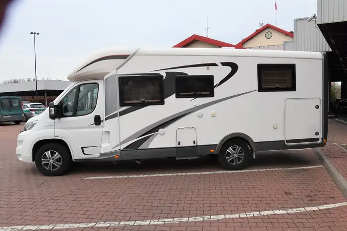 Кемпер с подделанным VIN задержан на границе